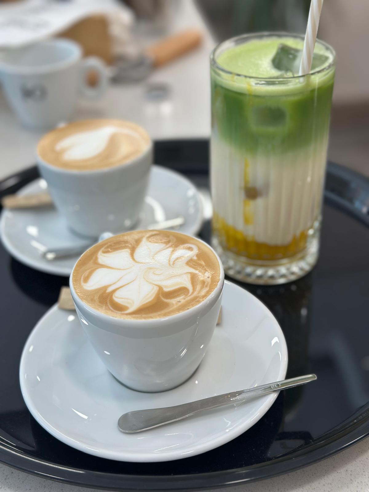 Gourmet cupcake with pistachio garnish at Cafe Auszeit